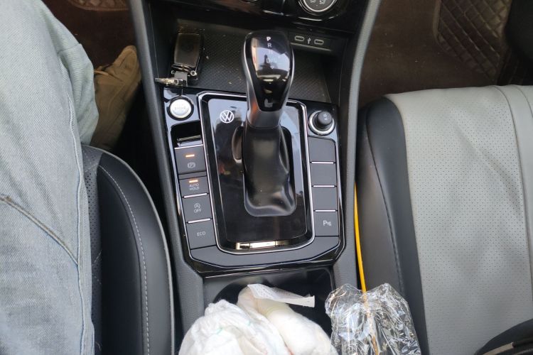 大众 速腾 2023款 300TSI DSG超越版中控内饰18