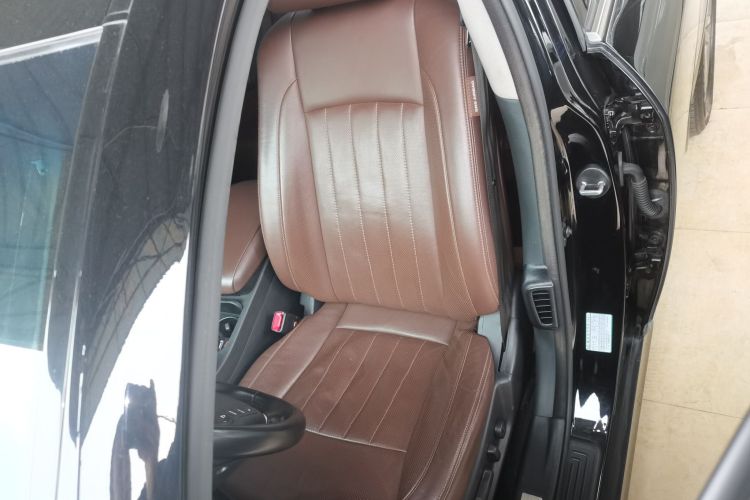 现代 劳恩斯 2012款 3.0L GDI尊贵版中控内饰19