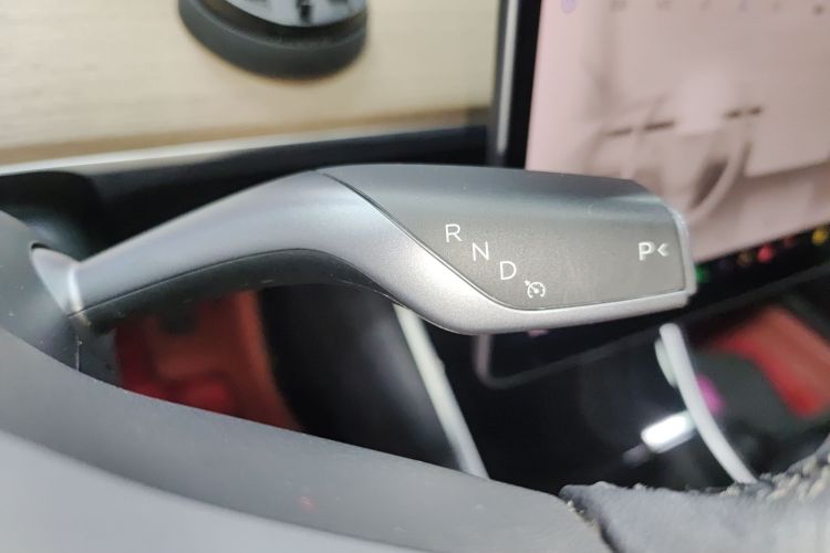 特斯拉 Model 3 2019款 标准续航后驱升级版中控内饰18