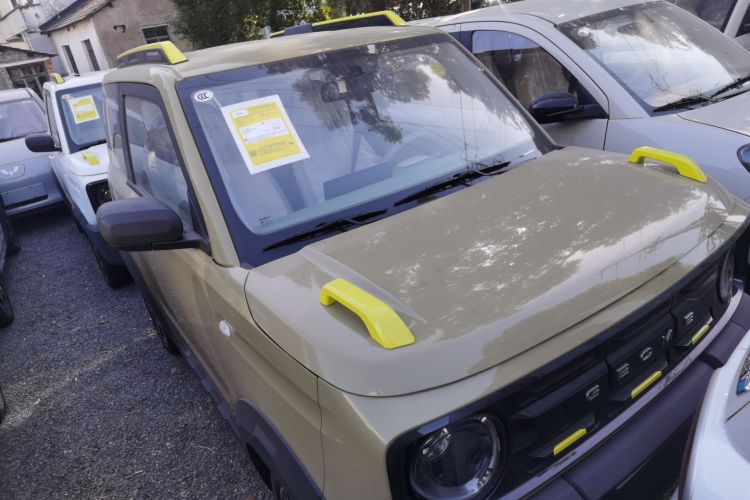 吉利银河 2025款 210km 熊猫骑士车身外观6002