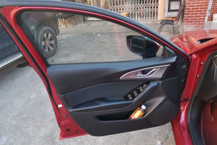 马自达3 昂克赛拉 2017款 三厢 1.5L 自动豪华型 国V中控内饰7004