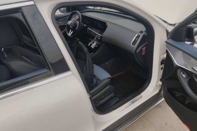 奔驰EQC 2020款 EQC 350 4MATIC局部细节9005