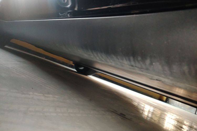 特斯拉 Model Y 2021款 标准续航后驱版局部细节9001