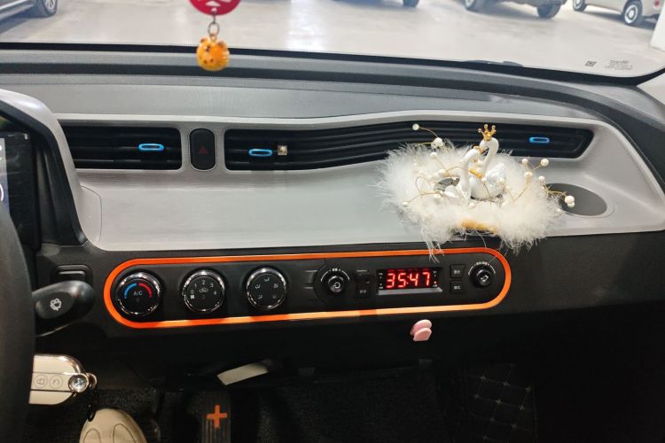 五菱汽车 宏光MINIEV 2022款 自在款 磷酸铁锂局部细节16