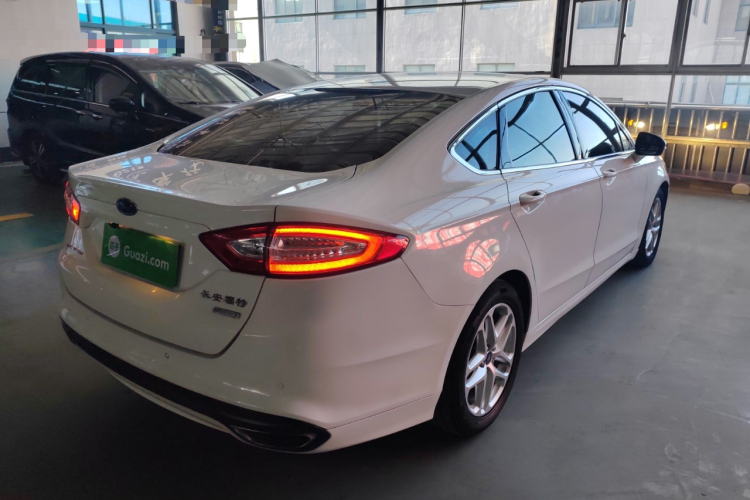 福特 蒙迪欧 2013款 1.5L GTDi180时尚型车身外观7