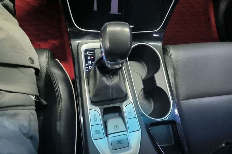 现代 途胜 2019款 280TGDi 双离合两驱智联版 国V局部细节18