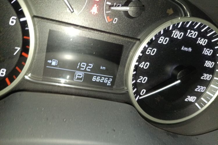 日产 轩逸 2019款 1.6XV CVT智联尊享版 国VI中控内饰15