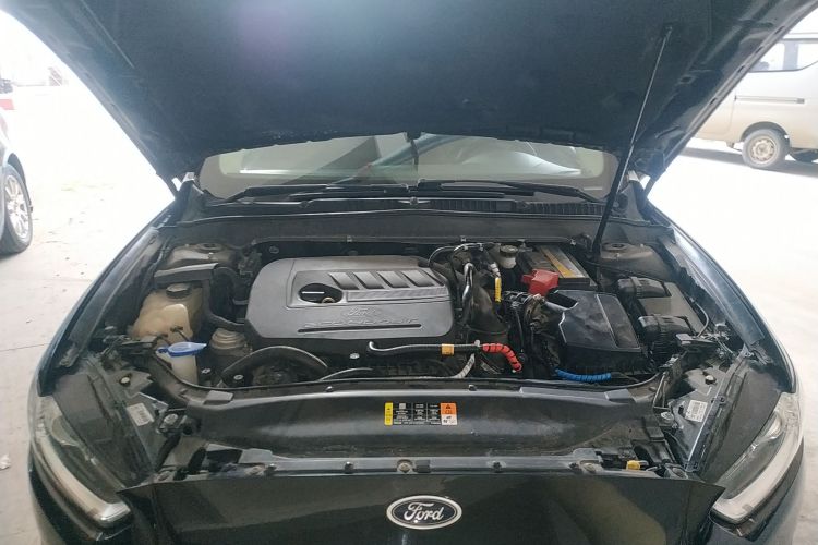 福特 蒙迪欧 2013款 1.5L GTDi180时尚型局部细节24