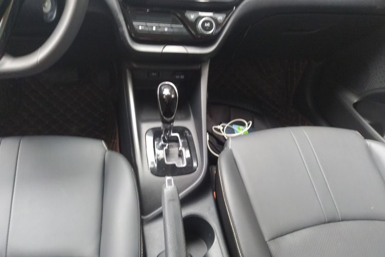 长安 悦翔 2019款 1.5L DCT 联动云版中控内饰18