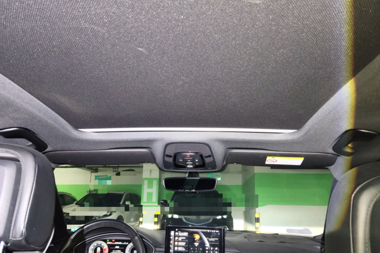 奥迪A4L 2020款 40 TFSI 豪华动感型局部细节22