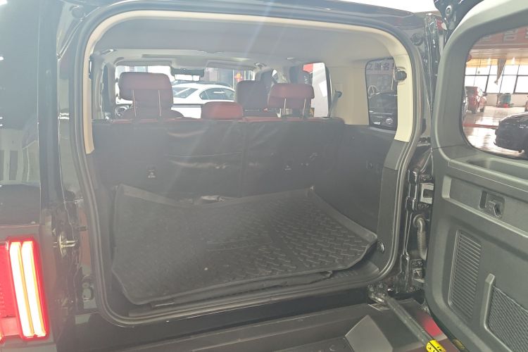 坦克300 2024款 2.0T 穿越者局部细节23