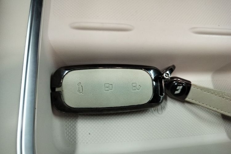 理想汽车 理想L7 2023款 Pro中控内饰11