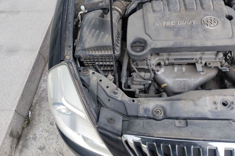 别克 凯越 2015款 1.5L 自动经典型机舱底盘25