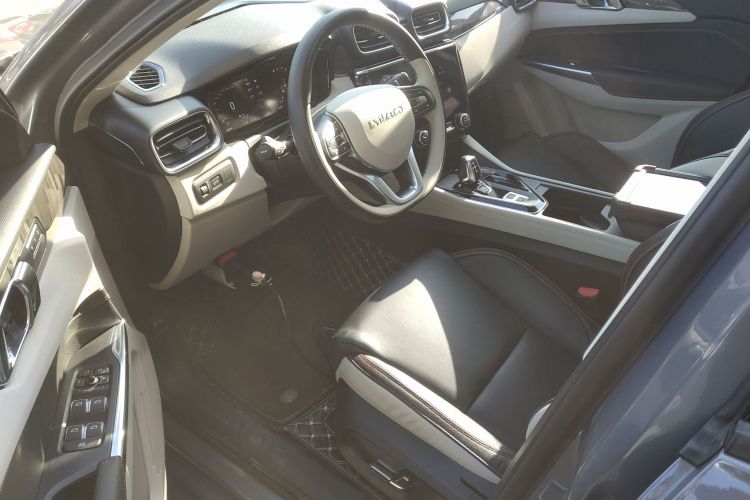 领克02 2021款 1.5TD DCT两驱耀 冠军版中控内饰20