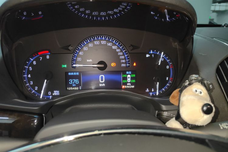 凯迪拉克ATS-L 2014款 28T 豪华型中控内饰14