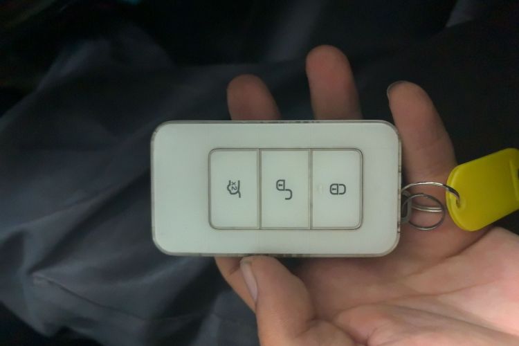 比亚迪 宋新能源 2019款 宋DM 1.5TID 智联锐耀型中控内饰11