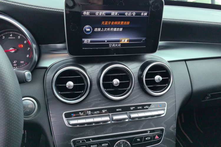奔驰C级 2016款 C 200 L 运动型中控内饰16