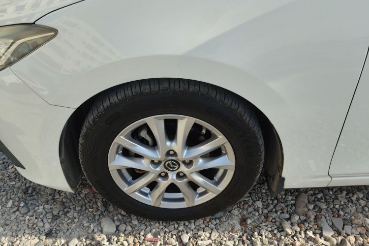 马自达3 昂克赛拉 2016款 三厢 1.5L 手动舒适型车身外观6007