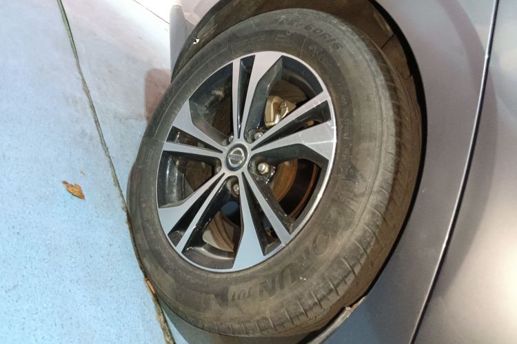 日产 轩逸 2021款 1.6L XL CVT悦享版车身外观6008