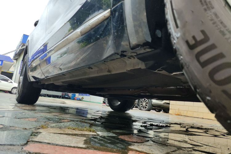 吉利汽车 星越L 2021款 2.0TD DCT EVO两驱尊贵型机舱底盘29