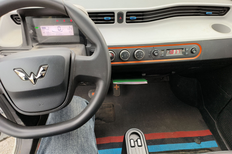 五菱汽车 宏光MINIEV 2022款 轻松款 磷酸铁锂中控内饰16