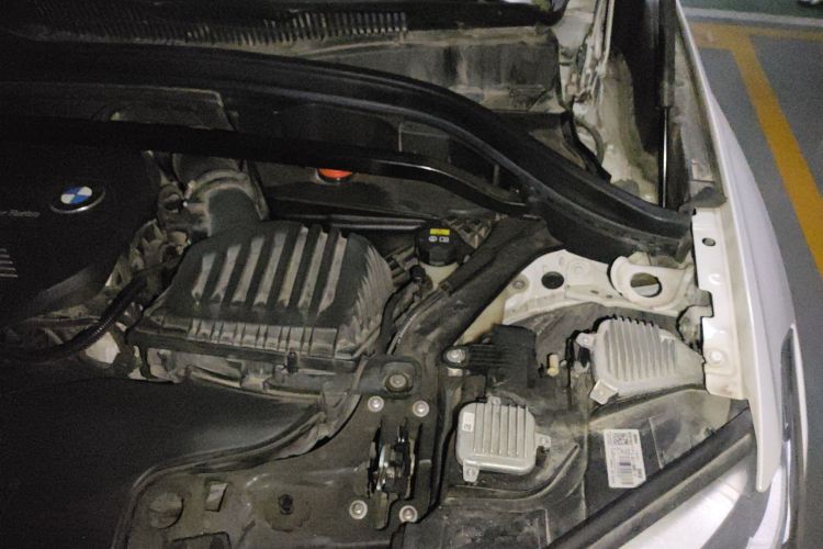 宝马X1 2019款 sDrive20Li 领先型局部细节9007