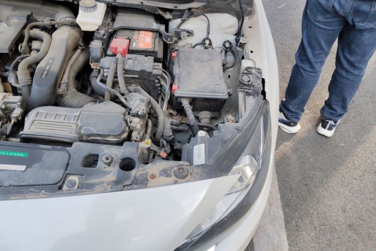 标致408 2018款 350THP 自动豪华版局部细节9007