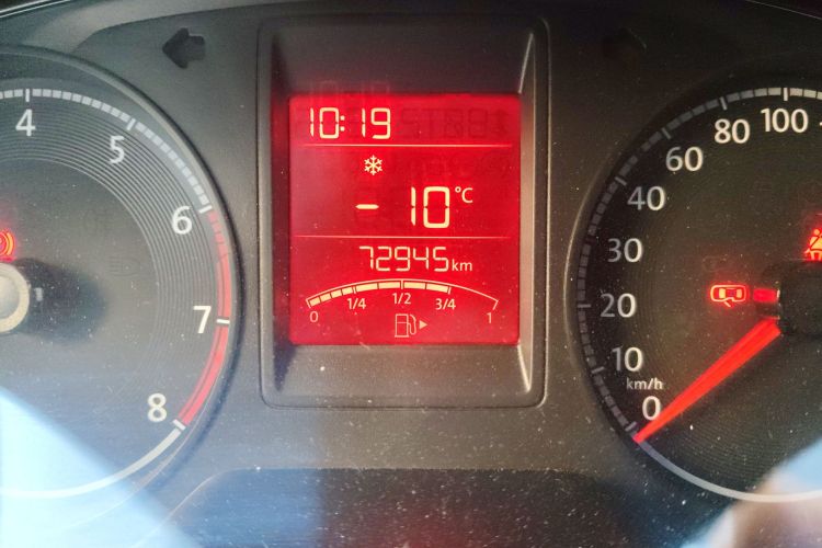 大众 捷达 2017款 1.4L 手动时尚型中控内饰15