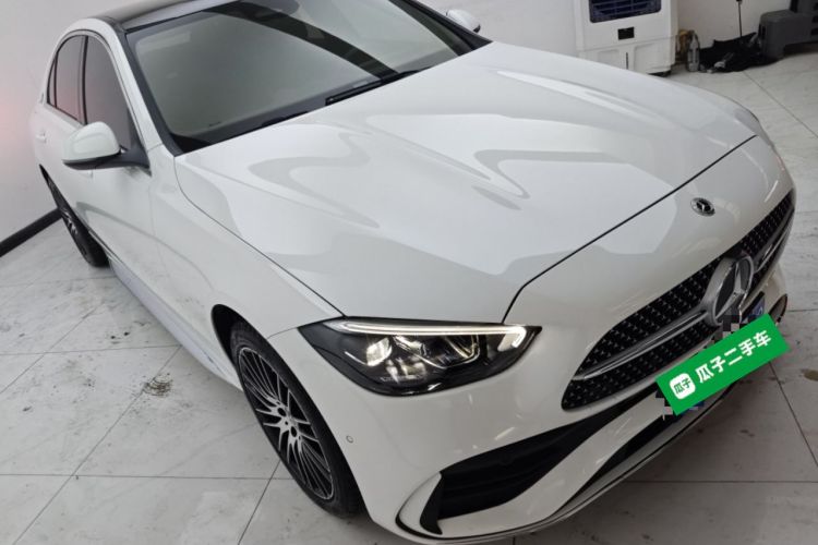 奔驰C级 2024款 改款三 C 260 L 运动版车身外观3