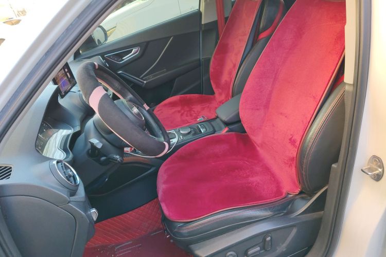 奥迪Q2L 2021款 35 TFSI 时尚动感型中控内饰19