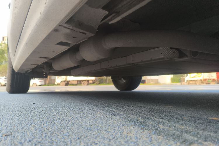 比亚迪 秦PLUS 2024款 荣耀版 DM-i 55KM领先型局部细节9001