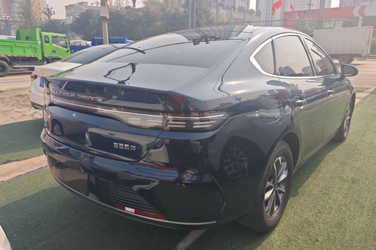 比亚迪 驱逐舰05 2024款 荣耀版 DM-i 55KM 豪华型车身外观7