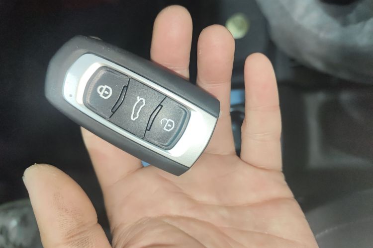 吉利银河 2024款 熊猫mini 200km 耐力熊中控内饰11