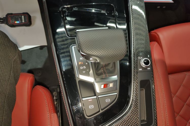 奥迪S4 2024款 S4 Avant 3.0TFSI局部细节18