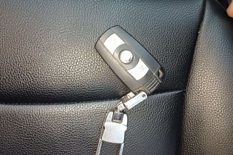 宝马X1 2015款 sDrive18i 时尚晋级版中控内饰11