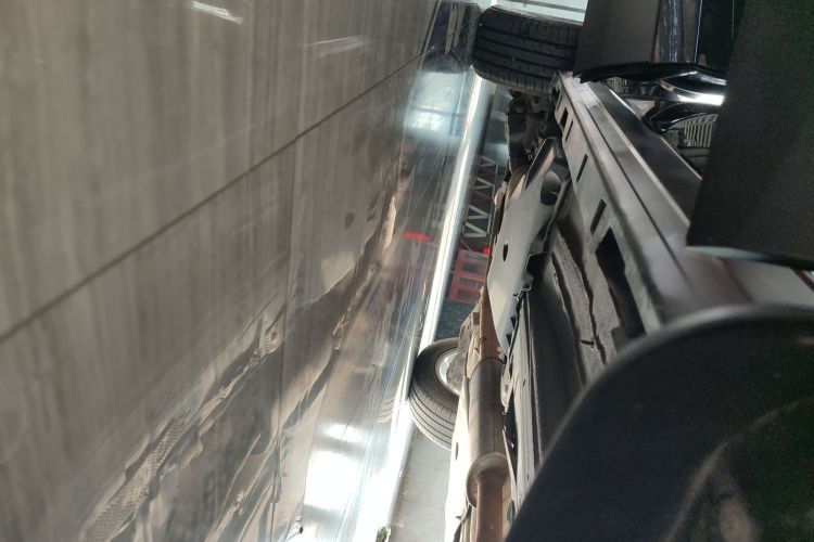 路虎 发现神行 2019款 240PS SE版 国VI局部细节9001