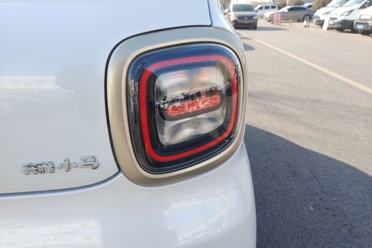 奔腾小马 2026款 222km 萌趣马车身外观9