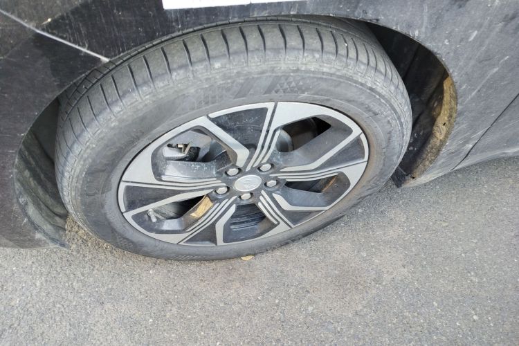 红旗E-QM5 2023款 改款 基础出行版车身外观6007