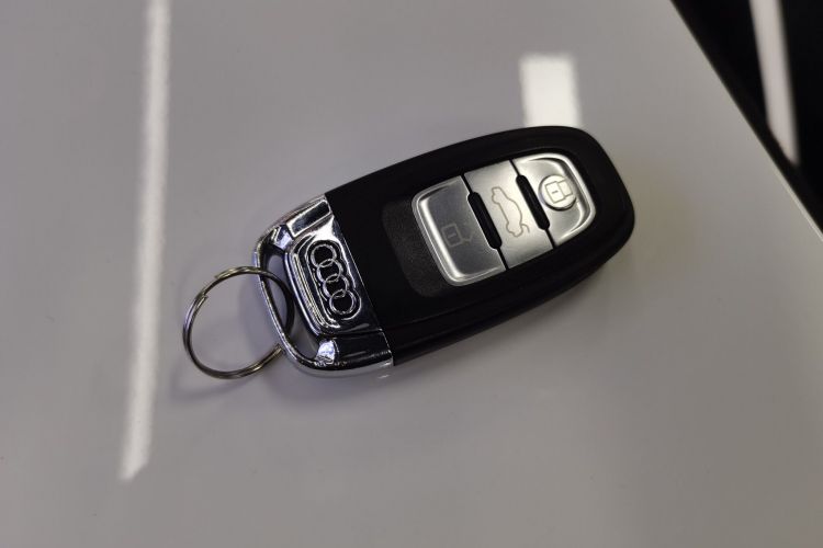 奥迪Q5 2016款 40 TFSI 进取型中控内饰11