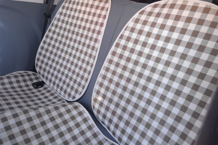 奔腾小马 2025款 222km 灵动马中控内饰7004