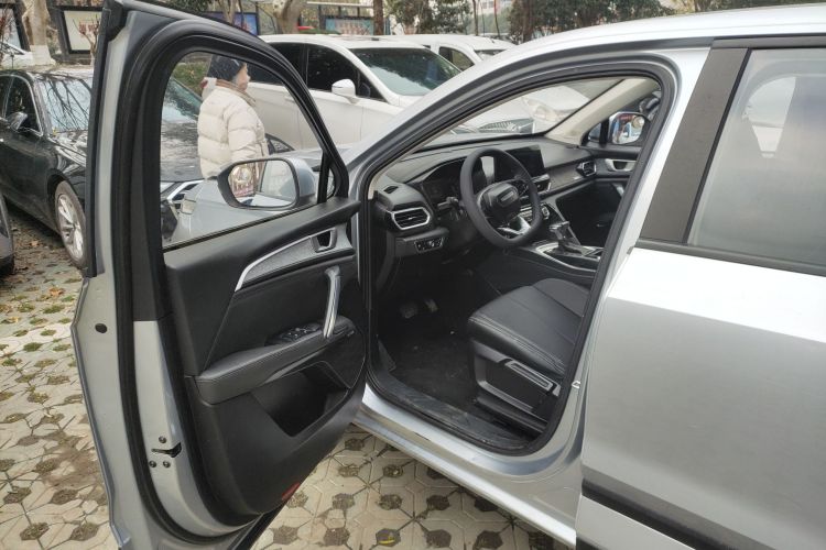 宝骏RS-5 2019款 1.5T CVT超级互联潮动版 国VI中控内饰20