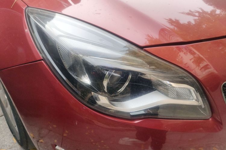 别克 君威 2015款 2.0L 领先时尚型车身外观6006