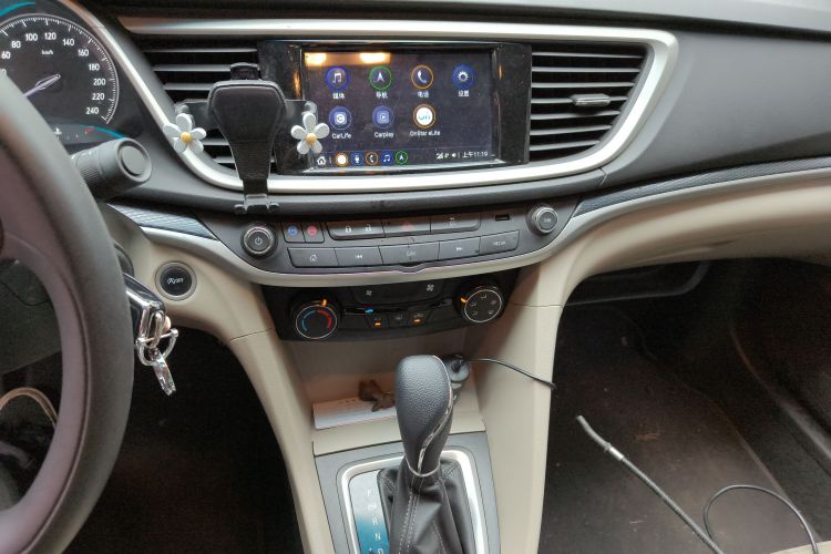 别克 英朗 2021款 典范 1.5L 自动精英型中控内饰16