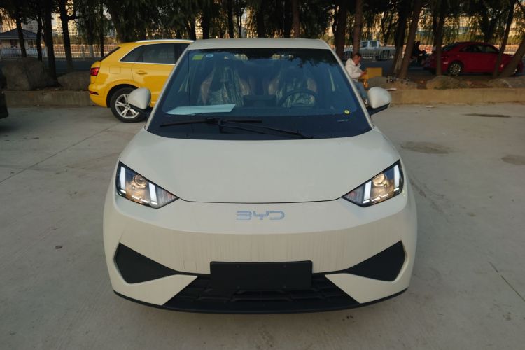 比亚迪 海鸥 2025款 305km 自由版车身外观2