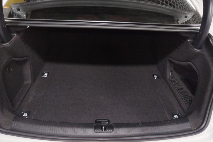 奥迪A4L 2022款 40 TFSI 时尚致雅型局部细节23