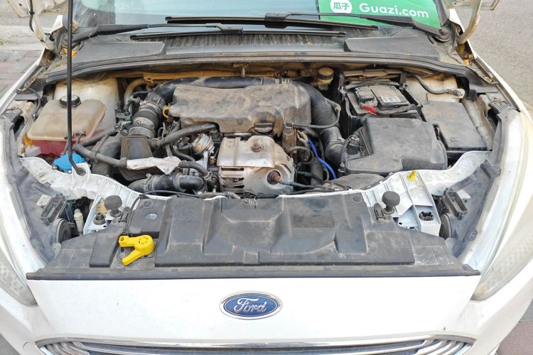 福特 福克斯 2015款 三厢 EcoBoost 125 手动超能风尚型局部细节24