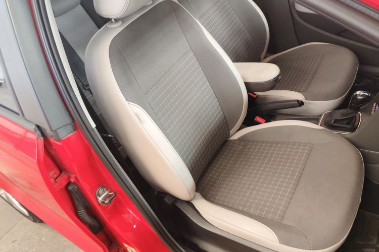 大众 Polo 2014款 1.6L 自动舒适版局部细节41