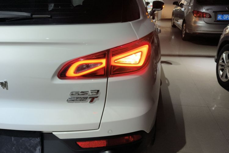 广汽传祺 传祺GS3 2020款 235T 自动舒享版车身外观6006