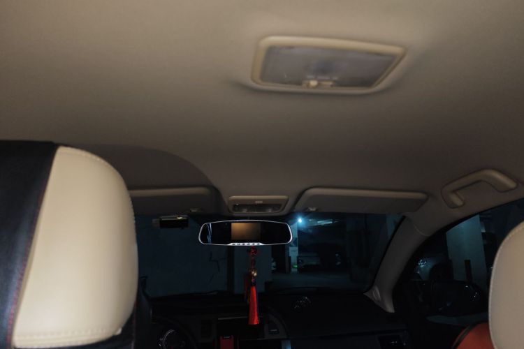 长城C30 2013款 1.5L CVT豪华型中控内饰22