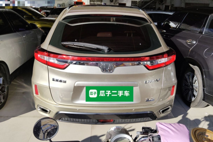 本田UR-V 2017款 370TURBO 两驱尊贵版 国V车身外观6